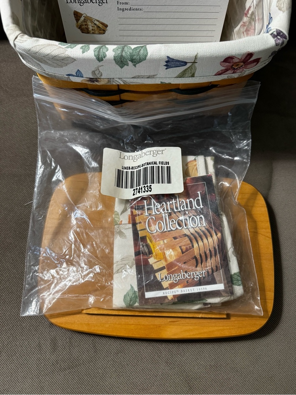 Longaberger 2001 Recipe Basket - Picture 8 of 9